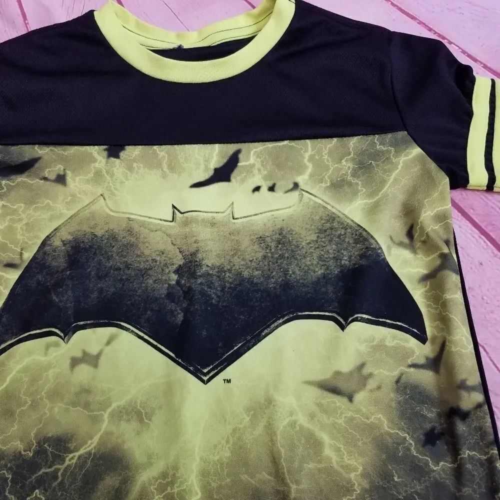 Batman shirt 6 - Picture 2 of 4